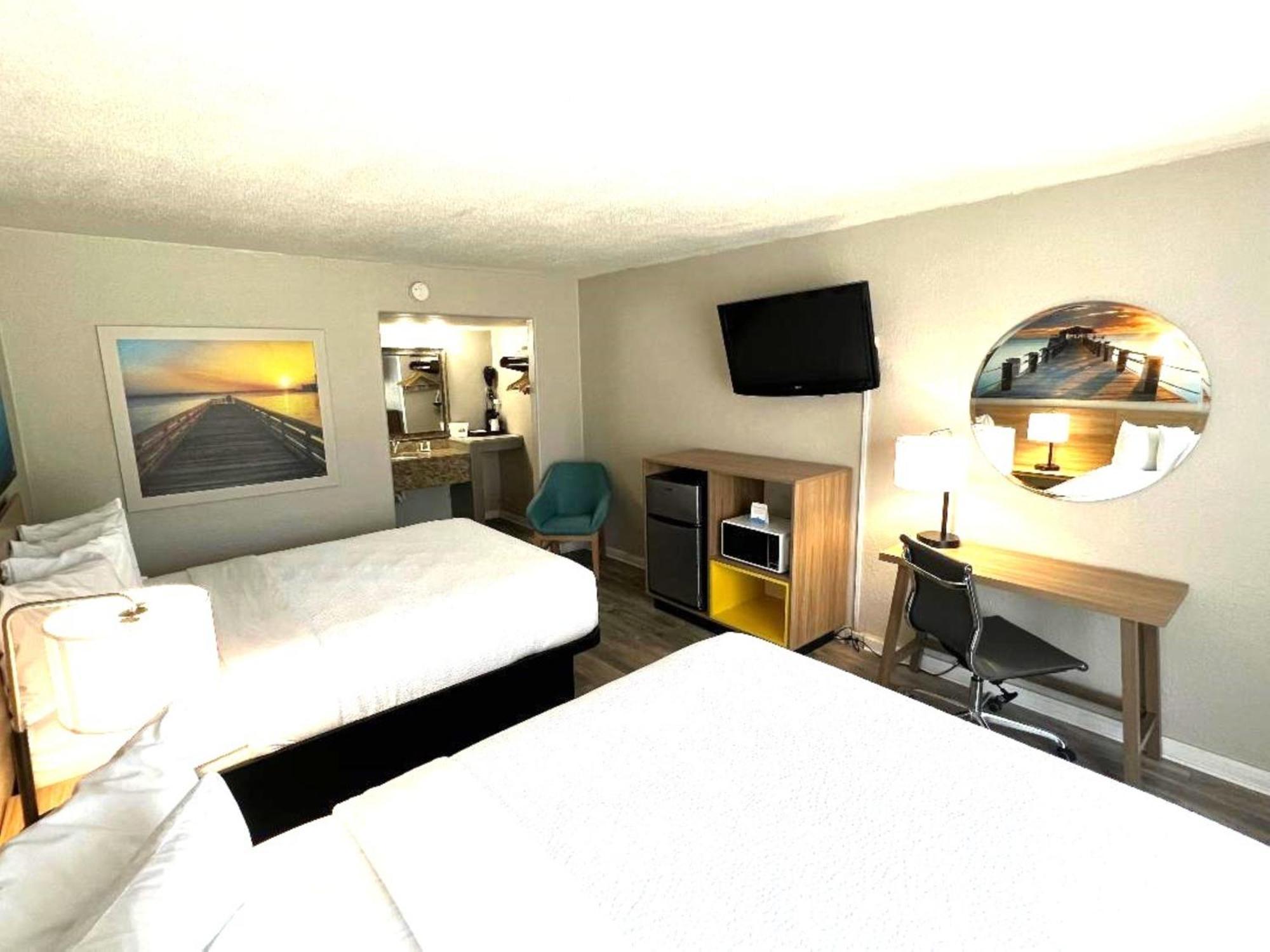 Days Inn By Wyndham Wildwood I-75 Экстерьер фото