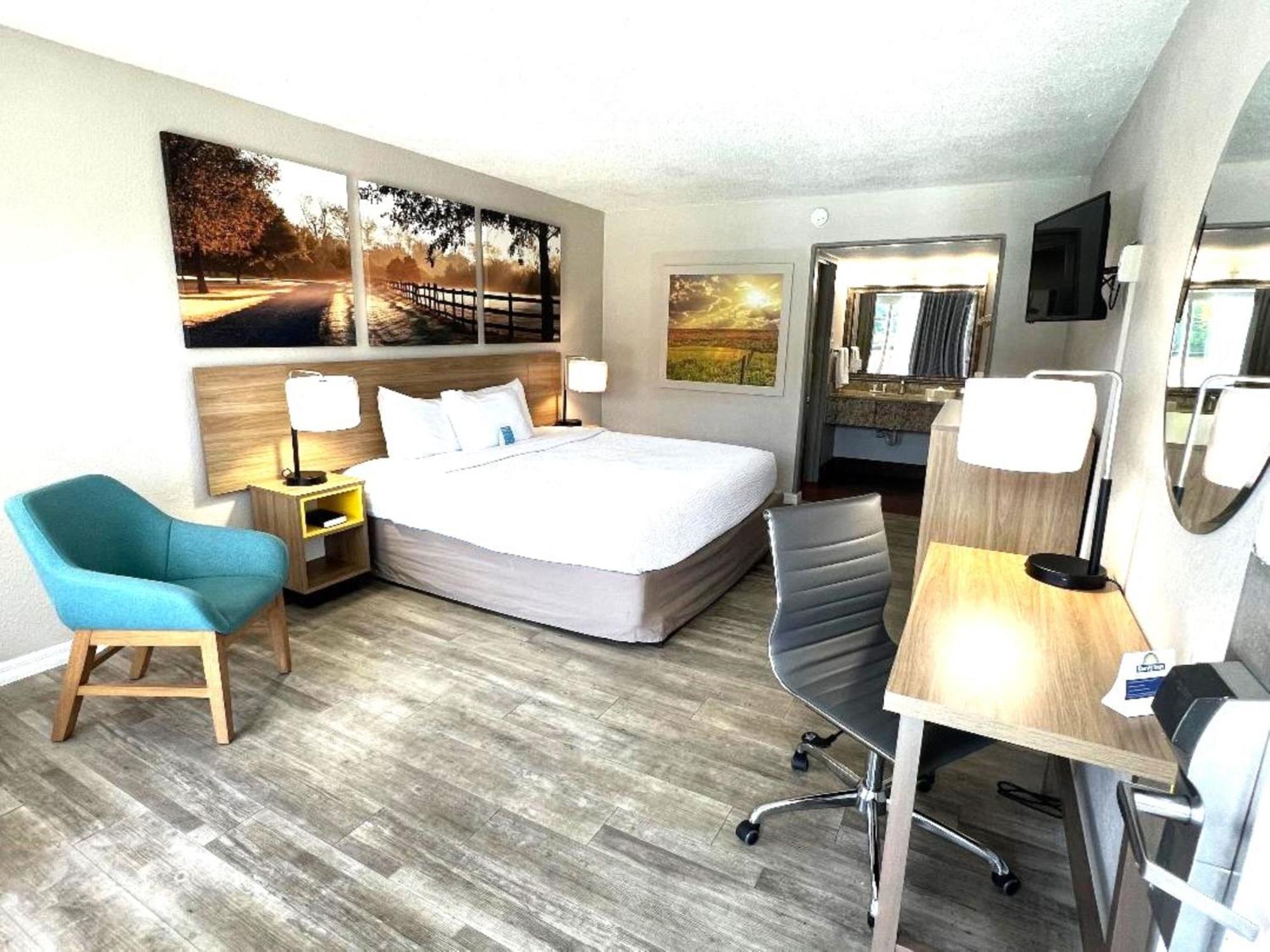 Days Inn By Wyndham Wildwood I-75 Экстерьер фото