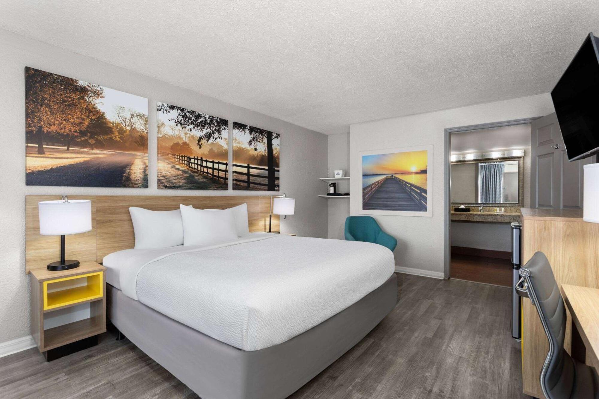 Days Inn By Wyndham Wildwood I-75 Экстерьер фото